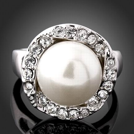 12mm SWAROVSKI PEARL n CRYSTAL RING-sz 9